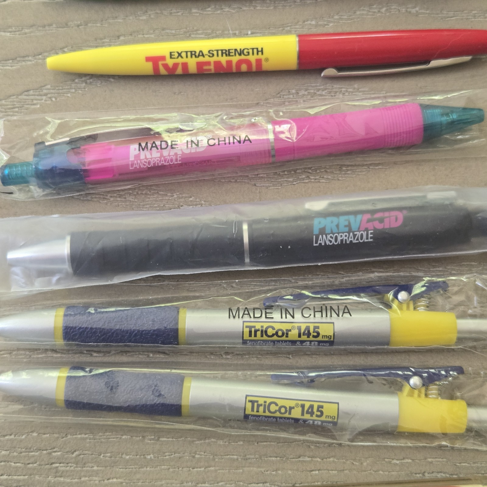 VTG Pharmaceutical Drug Rep Click Retractable Pens-Nail File-Marlboro-Lot of 17