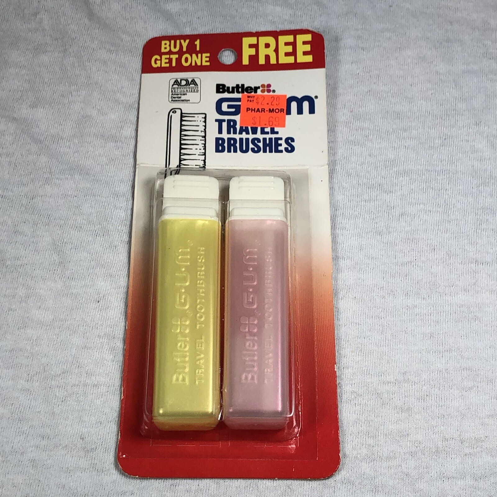 VINTAGE BUTLER GUM PINK & YELLOW TRAVEL TOOTHBRUSHES NEW OLD STOCK 1989