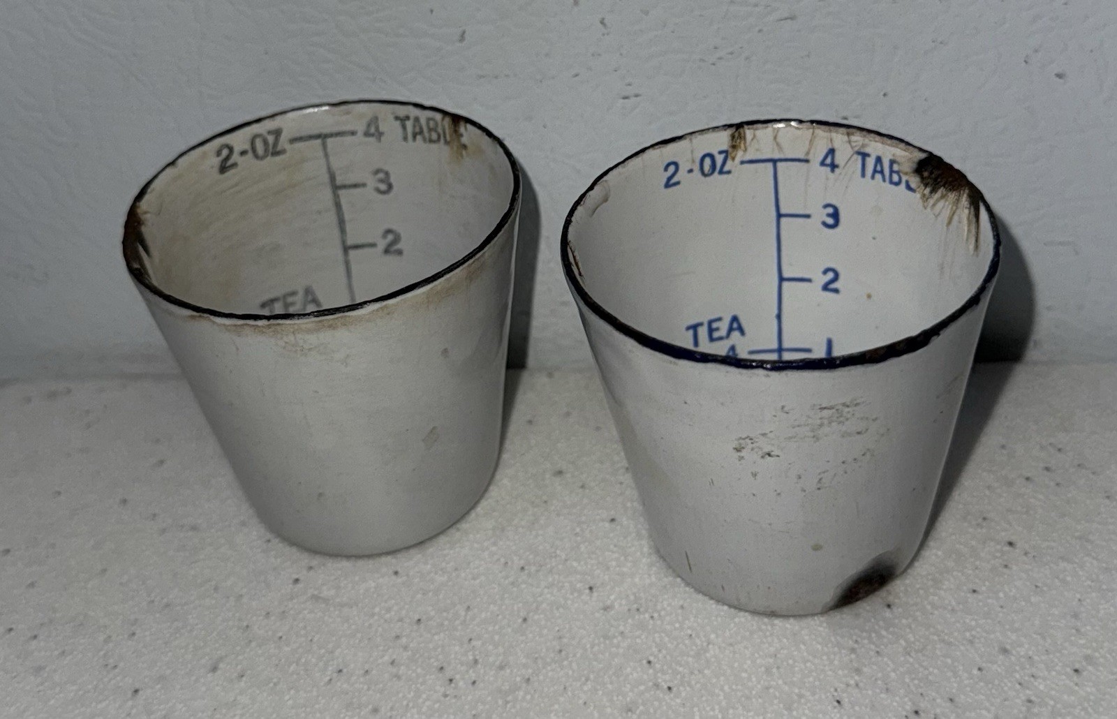 Set Of Vintage Enamelware Medical Measuring Cups White Unbranded #11