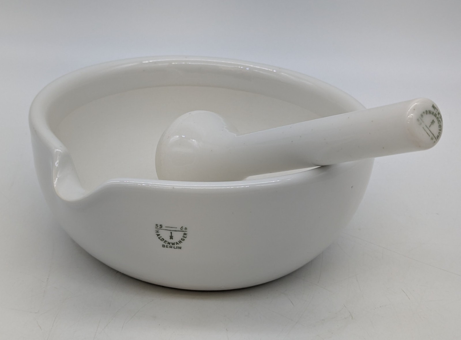 Vtg Haldenwanger Berlin Germany Mortar & Pestle White Porcelain Scientific 6.5″